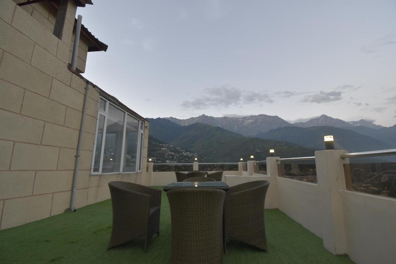 Hotel The Royal Castle Hot And Cold Centralized Dharamshala Exterior foto