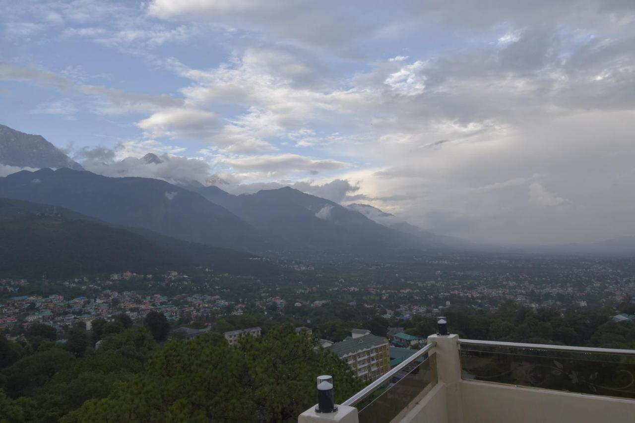 Hotel The Royal Castle Hot And Cold Centralized Dharamshala Exterior foto